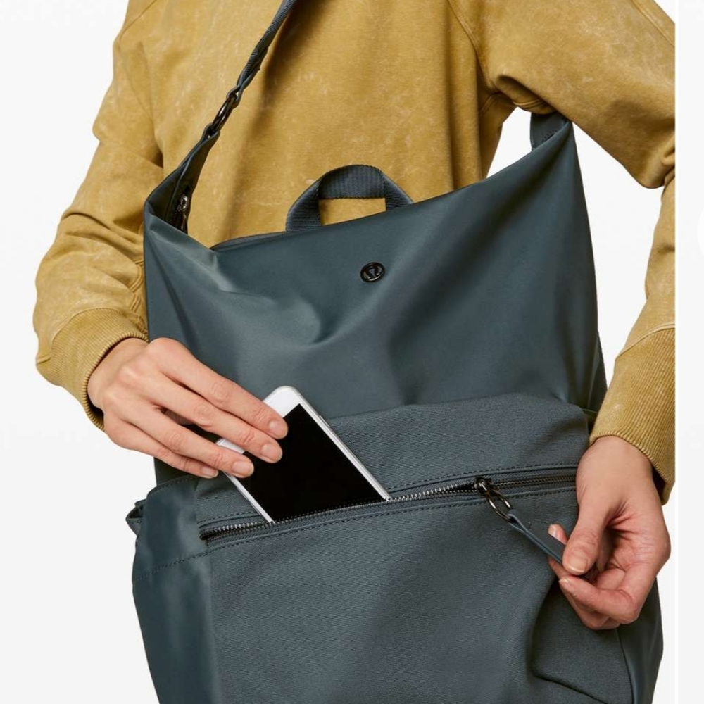 Lululemon *Rare * Easy Days Backpack Blue Gray